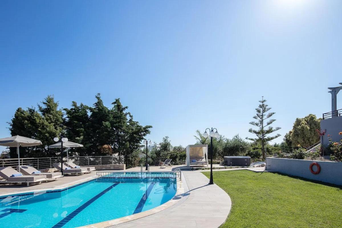 Villa Kyveli Loutra  Bagian luar foto